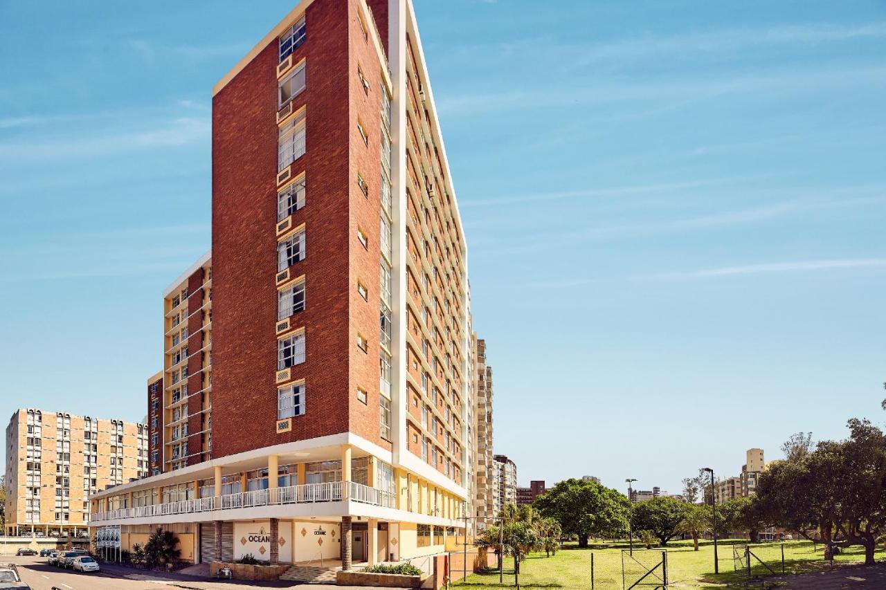 Hôtel First Group Oceanic à Durban Extérieur photo