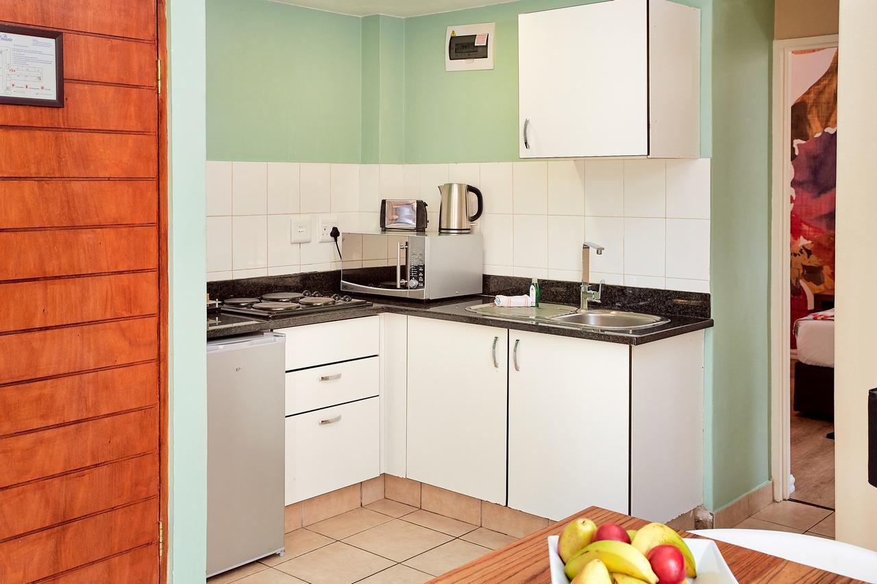 Hôtel First Group Oceanic à Durban Extérieur photo