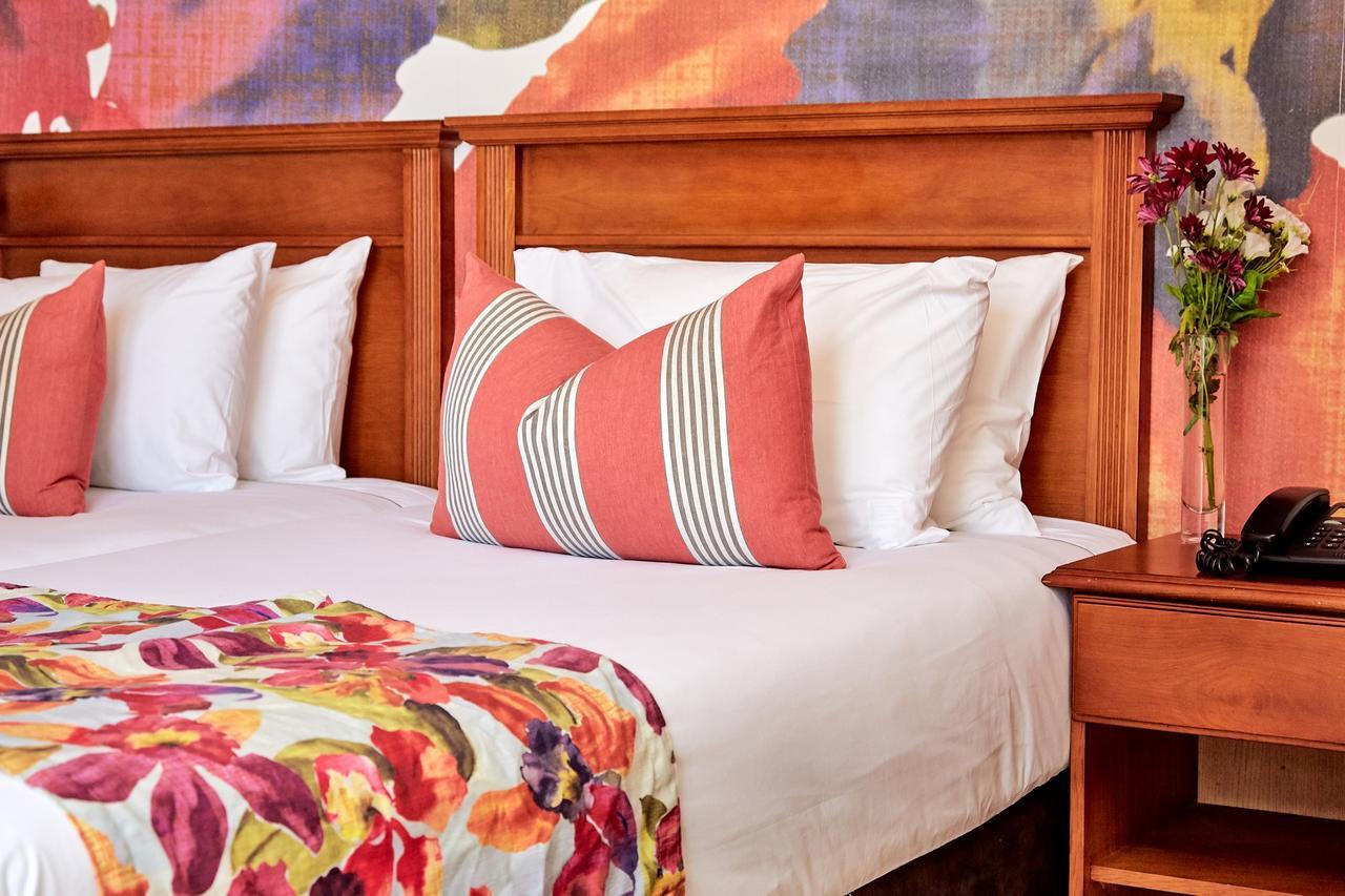 Hôtel First Group Oceanic à Durban Extérieur photo