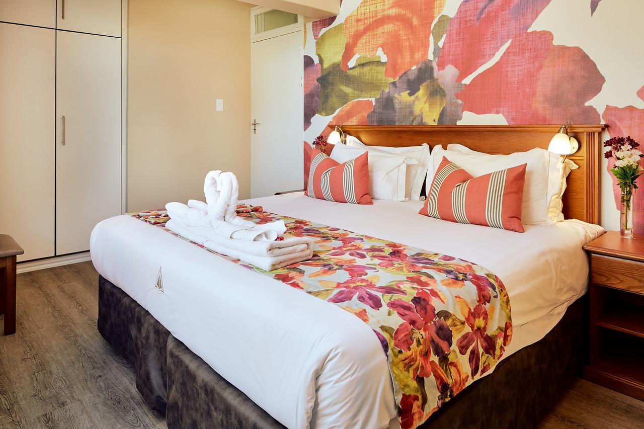 Hôtel First Group Oceanic à Durban Extérieur photo